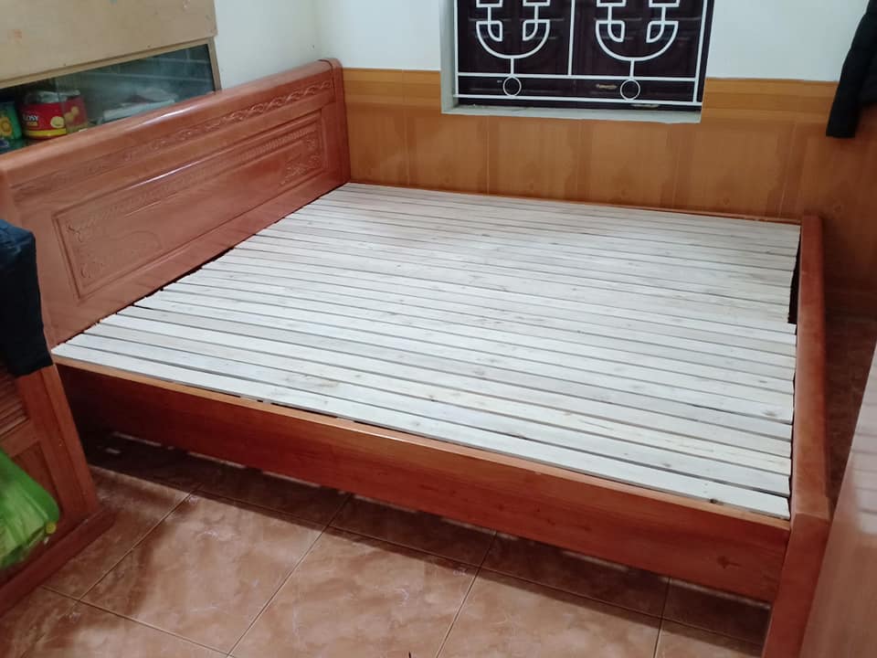 Giuờng Gỗ Xoan Ta 1m8 * 2m